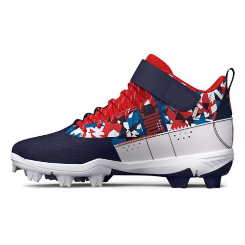 Under armour best sale boys baseball cleats