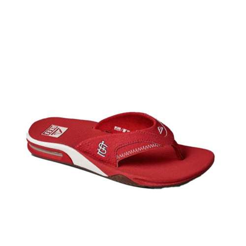 St. Louis Cardinals Slippers and Robes, Cardinals Robe