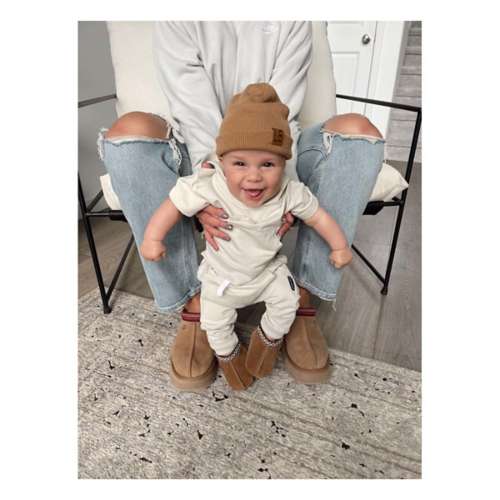 Baby hot sale ugg slippers