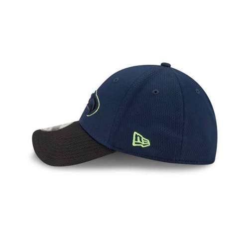 New Era Seattle Seahawks Road Sideline 39Thirty Stretch Fit Hat