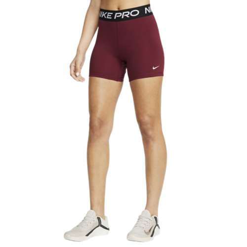 Women's Nike 365 Shorts | SCHEELS.com