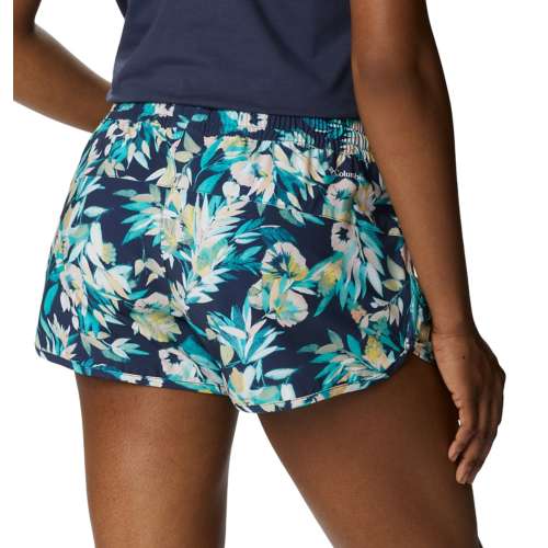 Women's Columbia Bogata Bay Stretch Printed Hybrid Shorts