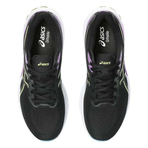 scheels womens running shoes