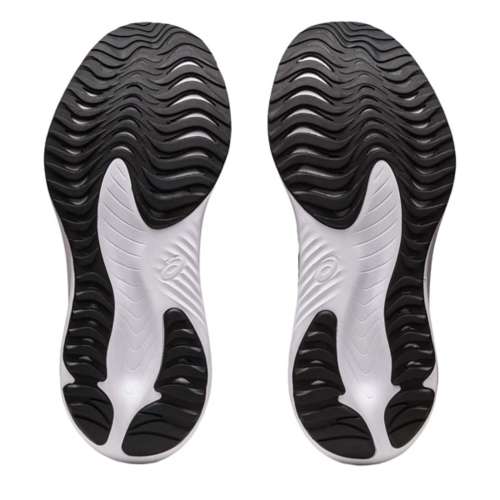 scheels womens running shoes