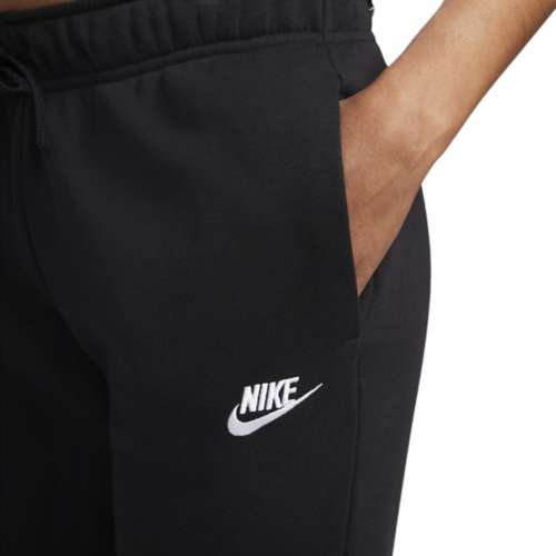 Nike club fleece joggers on sale junior