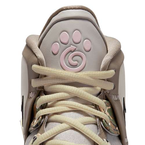 kyrie infinity shoes pink