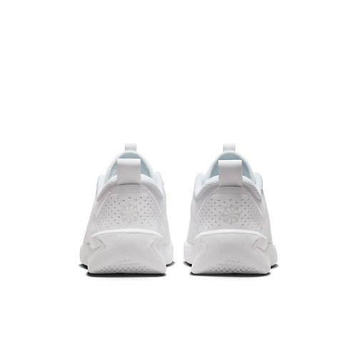 Big Kids' Nike Omni Multi-Court Basketball Shoes