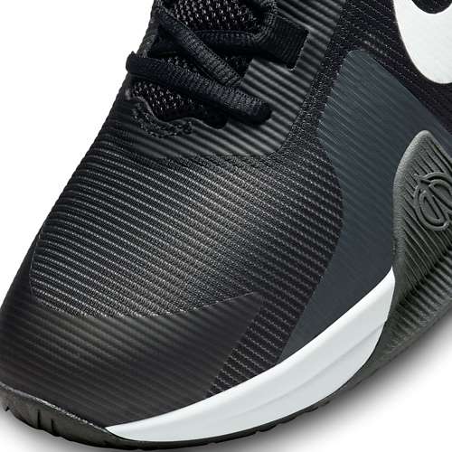 Nike Adults' Precision 5 Basketball Shoes