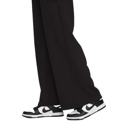 Nike Women s Sportswear Club Fleece Mid Rise Wide Leg Sweatpants Large Black