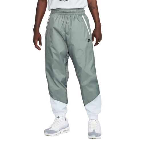 Nike swishy joggers best sale