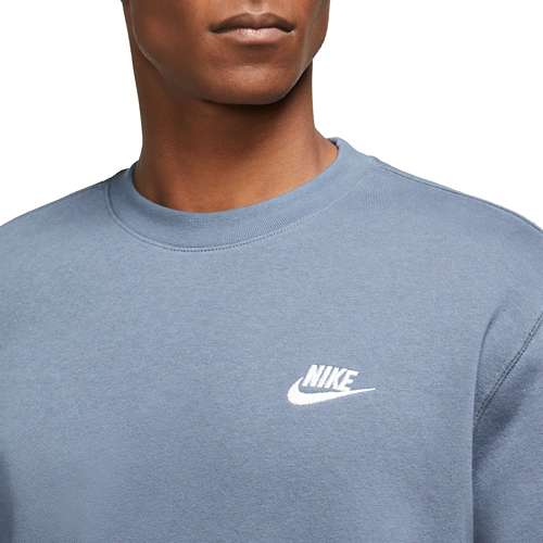 trechter Naar de waarheid Wakker worden Men's Nike Sportswear Club Fleece Crewneck Sweatshirt | SCHEELS.com