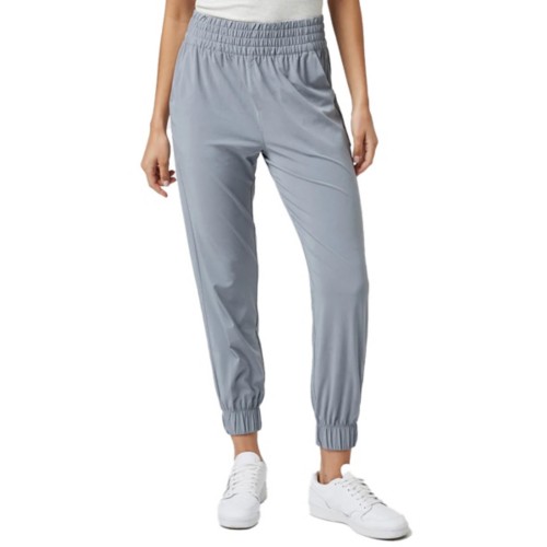 Vuori Sedona Rib Half Zip – Kelley Cawley