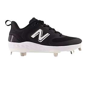 Metal hot sale softball cleats