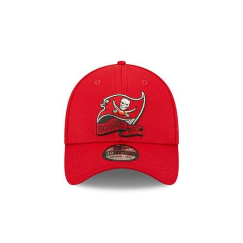 Tampa Bay Buccaneers New Era 2022 Official Sideline 39THIRTY Cap