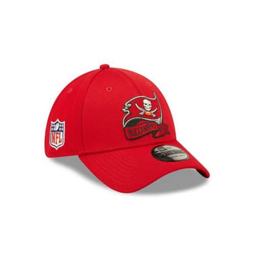 Tampa Bay Buccaneers New Era 2022 Official Sideline 39THIRTY Cap