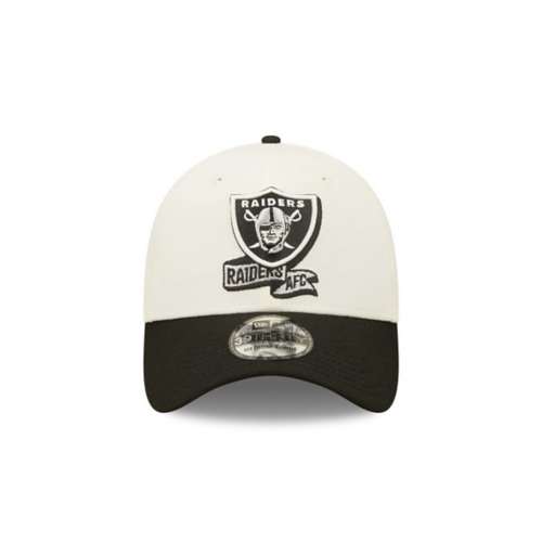 New Era Las Vegas Raiders 2022 Sideline 39Thirty Flexfit Hat