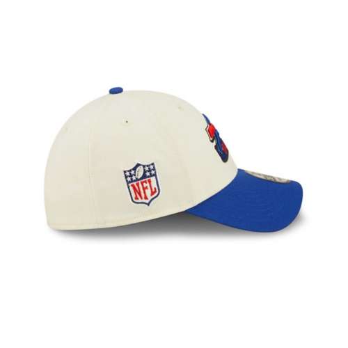 Buffalo Bills Sideline With Standing Buffalo Snapback