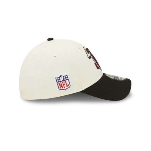 New Era Atlanta Falcons 2022 Sideline 39Thirty Flexfit Hat