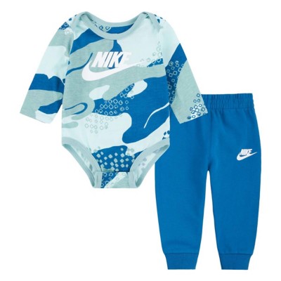 NFL 3-Piece Baby Boys Seattle Seahawks Bodysuit, Sleep 'n Play, and Cap Set - 0-3mo