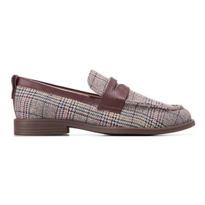 COLE HAAN Stassi Penny Loafer ペニーローファー Amazon.com | Cole Haan Women's Stassi Penny Loafers, Biscuit