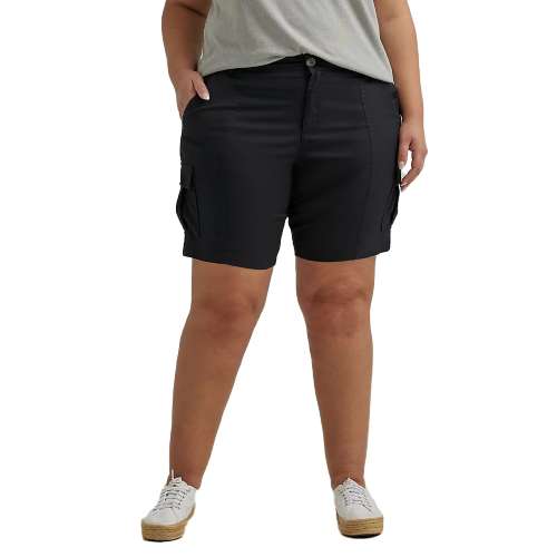 Women's Lee Plus Size Flex-To-Go Bermuda Cargo Shorts | SCHEELS.com