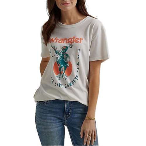 Women's Wrangler Western Graphic Boyfriend T-Shirt | SCHEELS.com