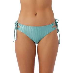 Chalk-white ribbed V-shape cheeky bottom, Quintsoul