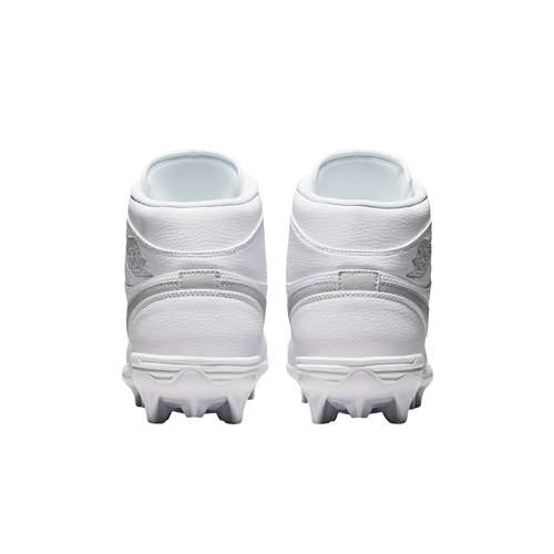 jordan men's 10 td mid football cleats