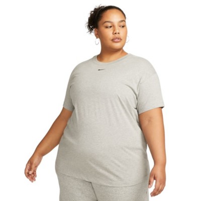 Women's Nike Plus Size Sportswear Essential T-Shirt