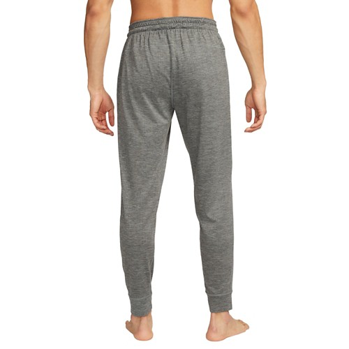 NWT Nike Men’s Dri-FIT hot Yoga Pant Jogger size Large