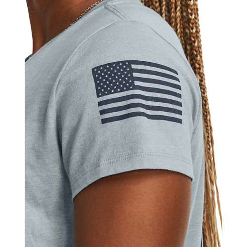 Under Armour 1370814 Women's UA Freedom Flag T-Shirt – Dress & Cotton