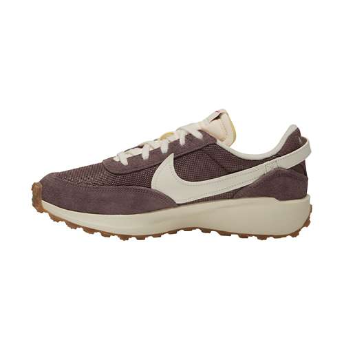 Nike Women's Waffle Debut Vintage Shoes