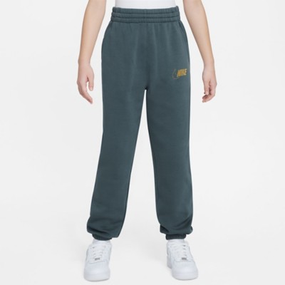 Kids' Nike ﻿Sportswear Club Fleece Cinch Sweatpants | SCHEELS.com