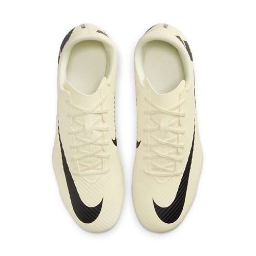 Adult Nike Mercurial Vapor 15 Club Molded Soccer Cleats