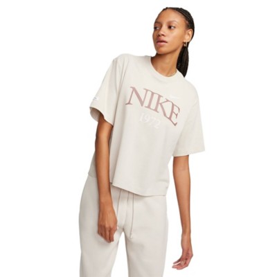 Women's nike flipkart Sportswear Classic Boxy T-Shirt