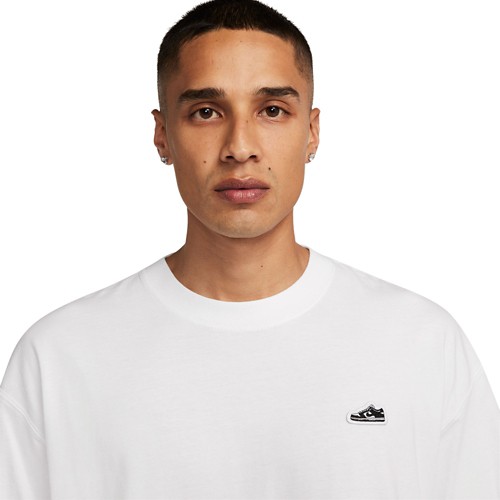 Men's Nike Sportswear Dunk Patch T-Shirt | SCHEELS.com Men's Nike Sportswear Dunk Patch T-Shirt | SCHEELS.com