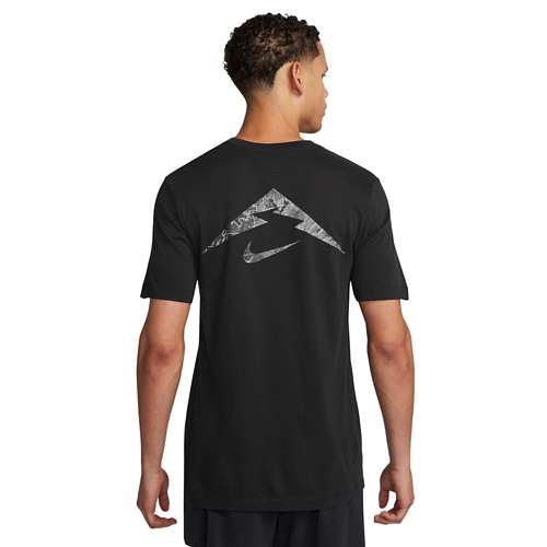 Nike Bridges New Ideas With Old For The Upcoming Fontanka Waffle Men s Nike Dri FIT Trail Graphic T Shirt Witzenberg Sneakers Sale Online
