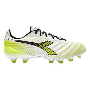 Scheels best sale soccer shoes