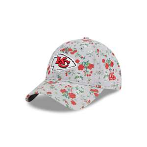 New Era Men's Heather Gray Kansas City Chiefs Super Bowl LVII Champions  Parade Cuffed Pom Knit Hat Kansas City Chiefs, Heather Gray One Size