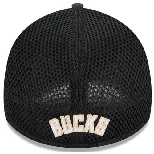 New Era Kids' Milwaukee Bucks Basic 39Thirty Flexfit Hat