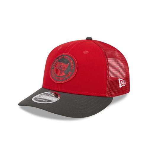 New Era Tampa Bay Buccaneers 2023 Sideline Circle Low Profile 9Fifty Hat  Snapback Hat