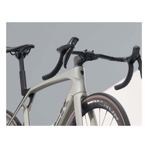 Trek 2025 Madone SL 7 Gen 8 Road Bike - Primary Image