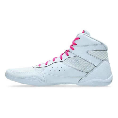 Scheels wrestling shoes store