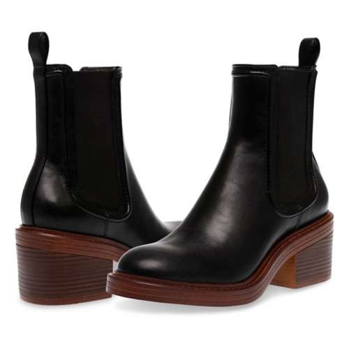 Women's Steve Madden Curtsy Chelsea Boots