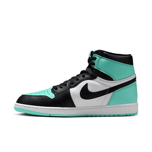 Nike Air Jordan 1 store Retro High OG Shoes