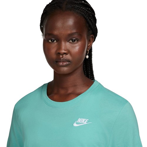 Womens nike tees clearance