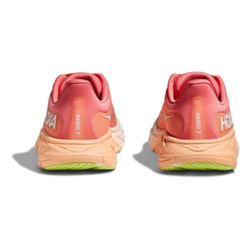 164.99 - SLOCOG'S - Zapatillas Hoka One One Clifton 7 para Mujer Rosa  Women's Bondi 8 Running Shoes