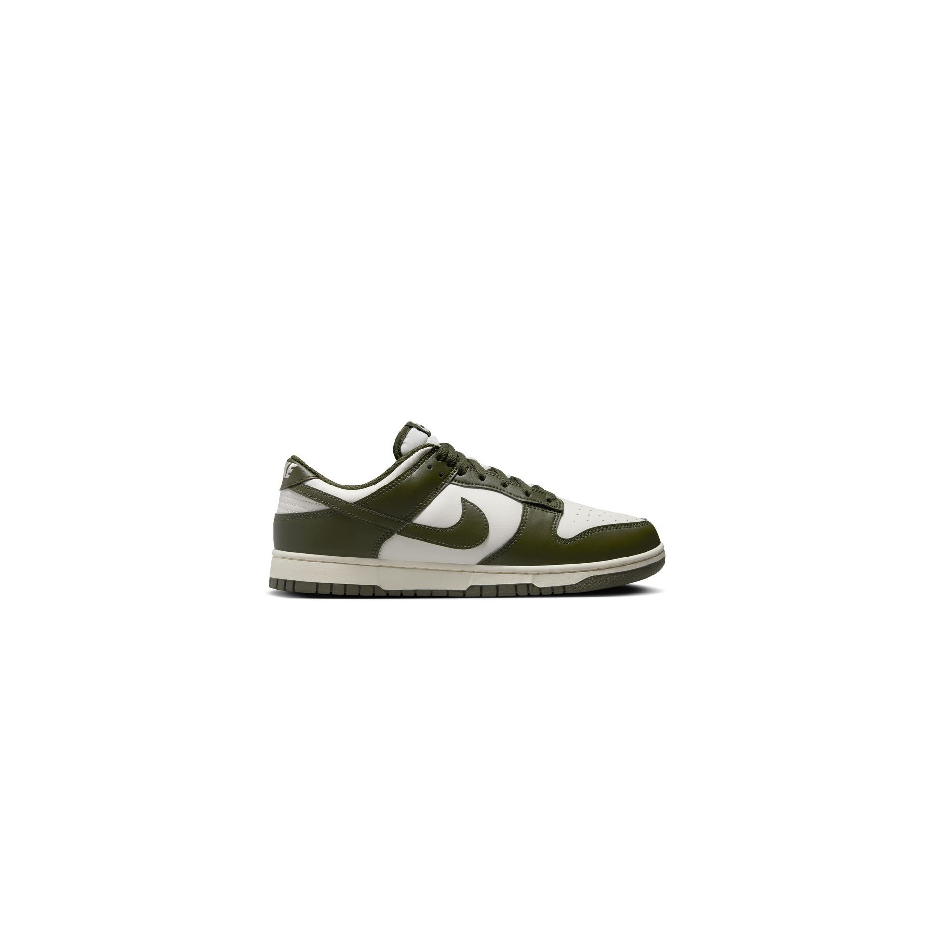 Women's Nike Blazer Mid '77 Sneakers