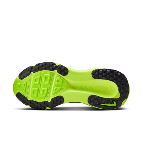 Women's Nike Vomero 18 Running Shoes | SCHEELS.com
