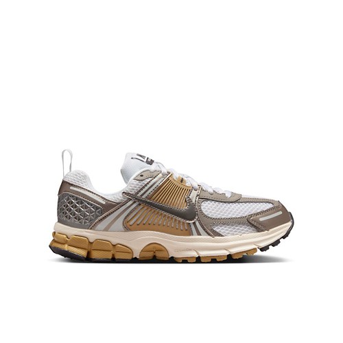Big Kids' Nike Vomero 5 Sneakers